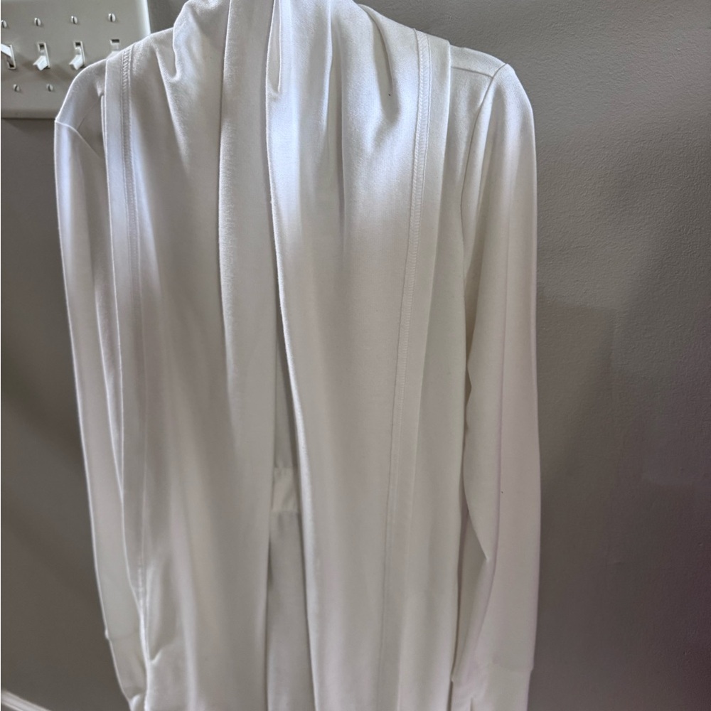 Lilly Pulitzer White Luxletic Cardigan size XXS NWOT